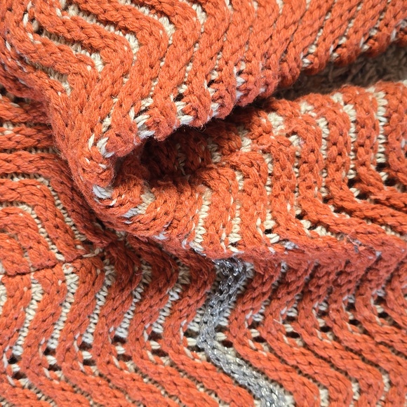 Sweater - Picture 3 of 5